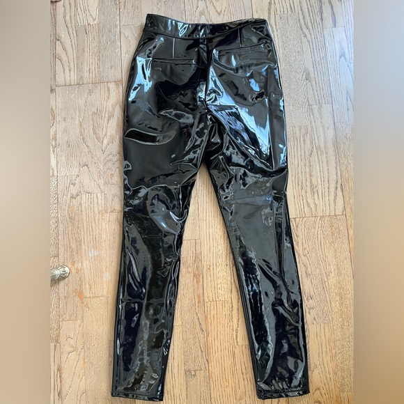 Babaton size 6 holographic PU high waisted skinny pants - Picture 4 of 4